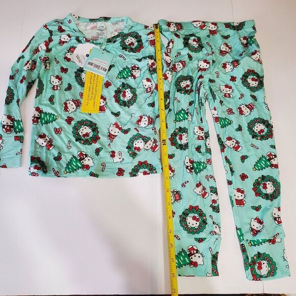 POSH PEANUT Hello Kitty Wreath Christmas Pajamas Size 5T-6T NEW NWT Mint Green - Picture 9 of 9